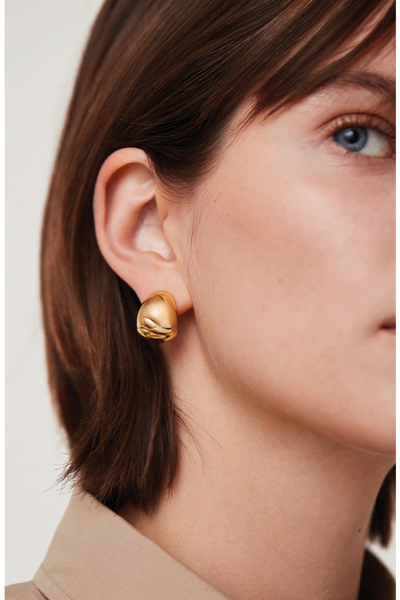 Nelle Sculpted Hoop Earrings, Alternate, color, HIGH POLISH GOLD