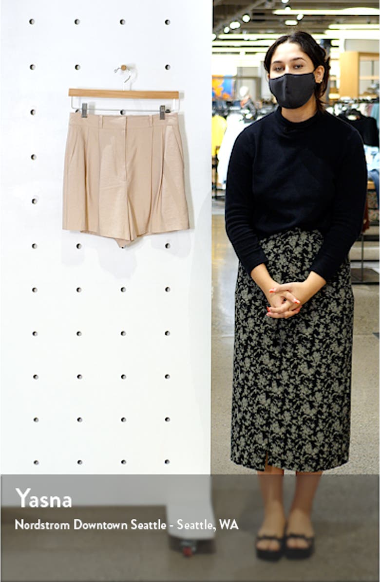 Alfie Pleated Shorts, sales video thumbnail