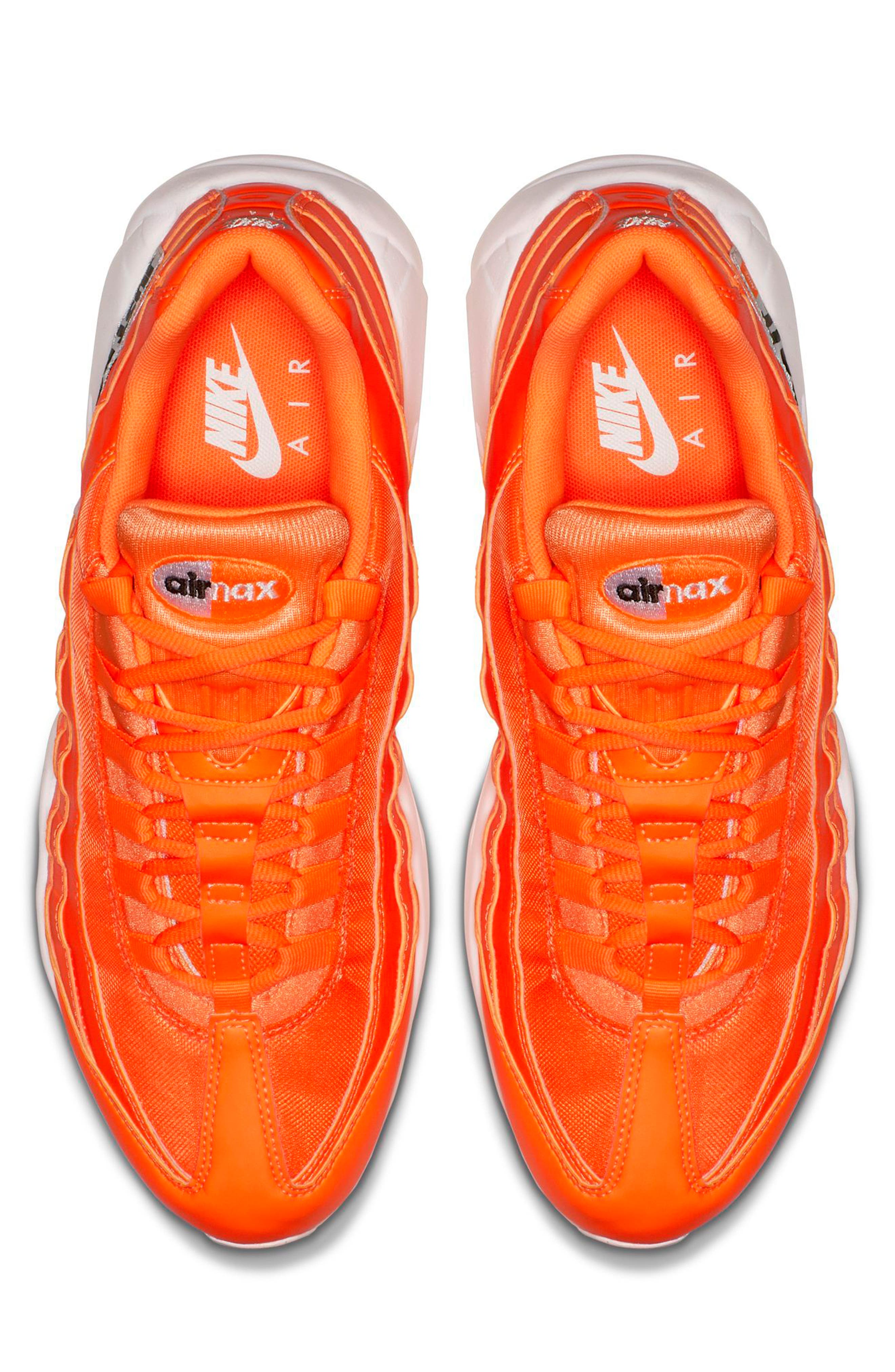 Nike Air Max 95 SE Running Shoe, Alternate, color, 