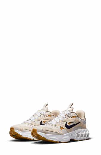 Zoom Air Fire Sneaker