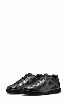 Gato LV8 Soccer Sneaker