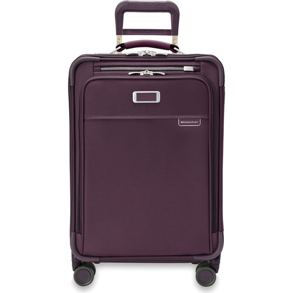 Briggs & Riley Baseline Essential 22-inch Expandable Spinner Carry-on Bag