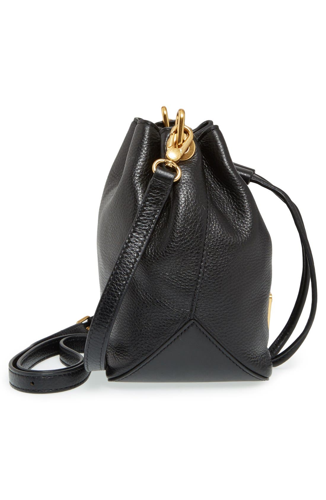 MARC BY MARC JACOBS 'New Too Hot to Handle' Leather Bucket Bag, Alternate, color, BLACK