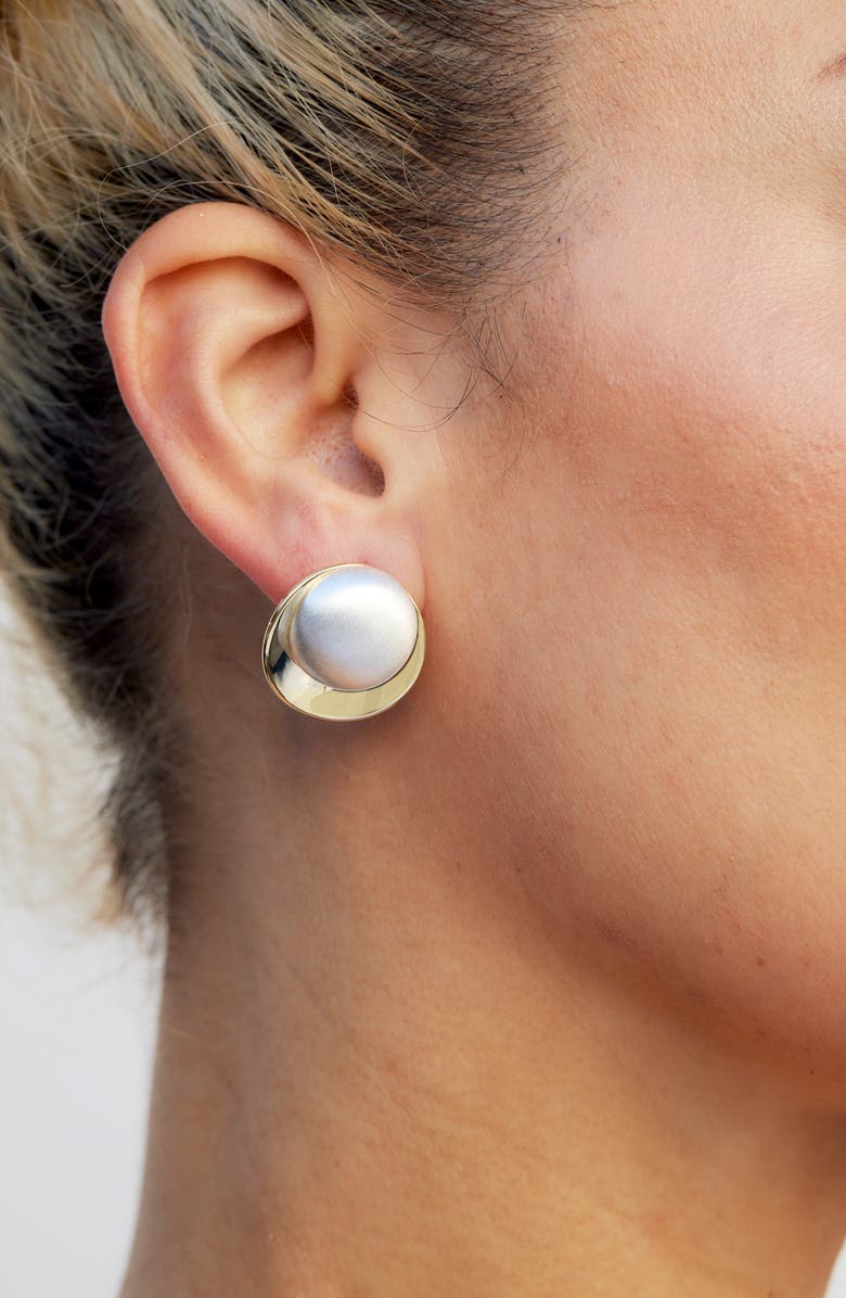 SAVVY CIE JEWELS Large Two-Tone Button Stud Earrings, Alternate, color, Yellow Gold