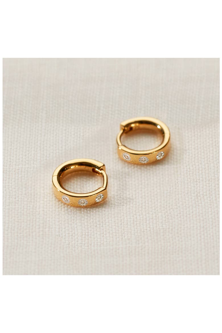 Fiji Diamond Huggie Hoop Earrings, Alternate, color, YELLOW GOLD