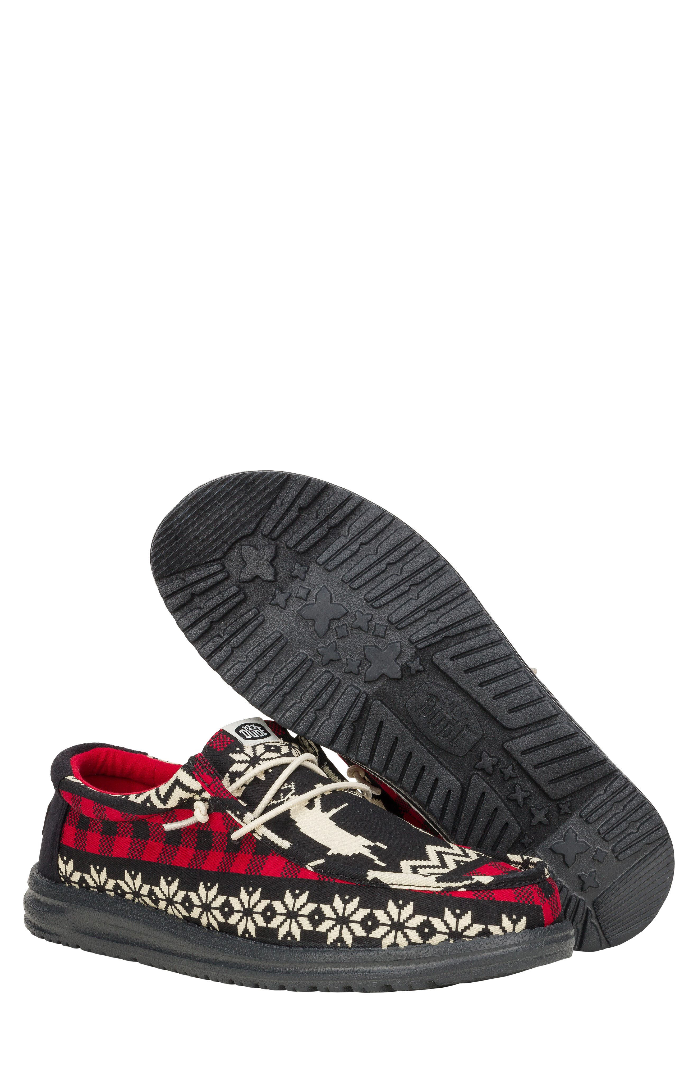 Hey Dude Wally Holiday Moc Toe Slip-On Shoe, Alternate, color, Black Multi