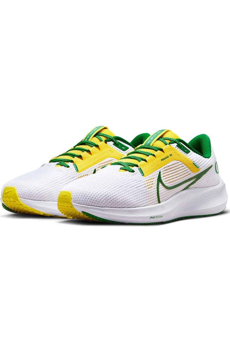 Nike Unisex Nike White Oregon Ducks Zoom Pegasus 40 Running Shoe, Main, color,