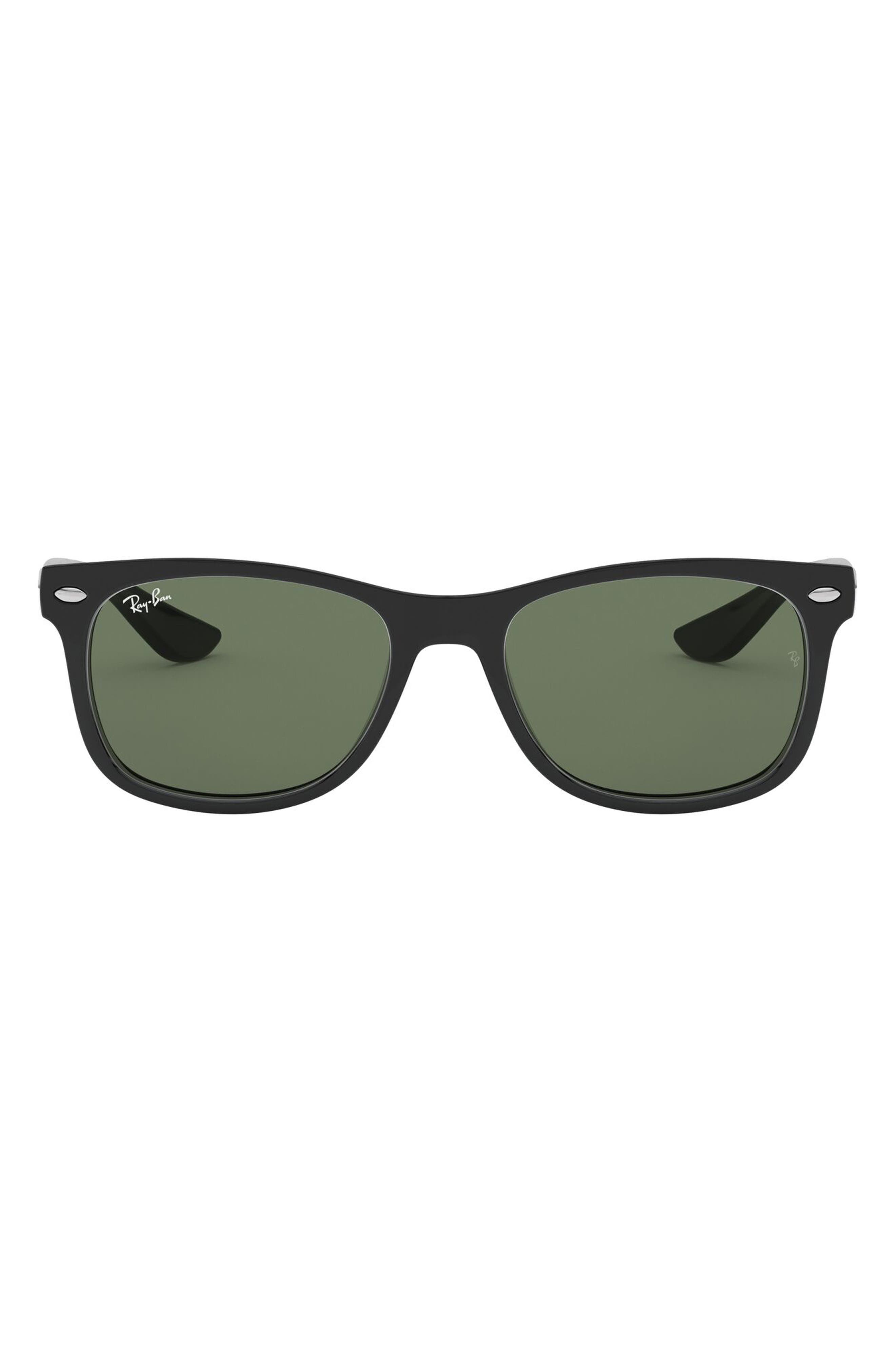 BLACK/ GREEN SOLID