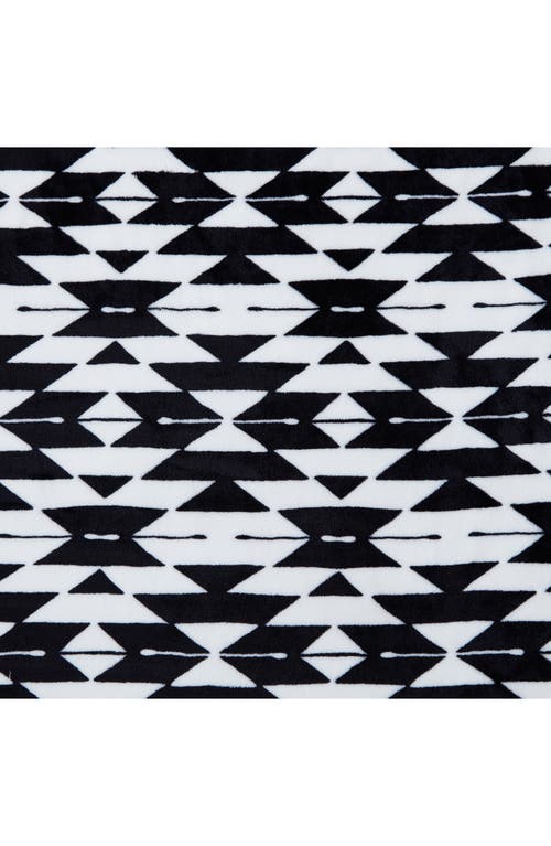 Wrangler Geometric Throw Blanket In Black