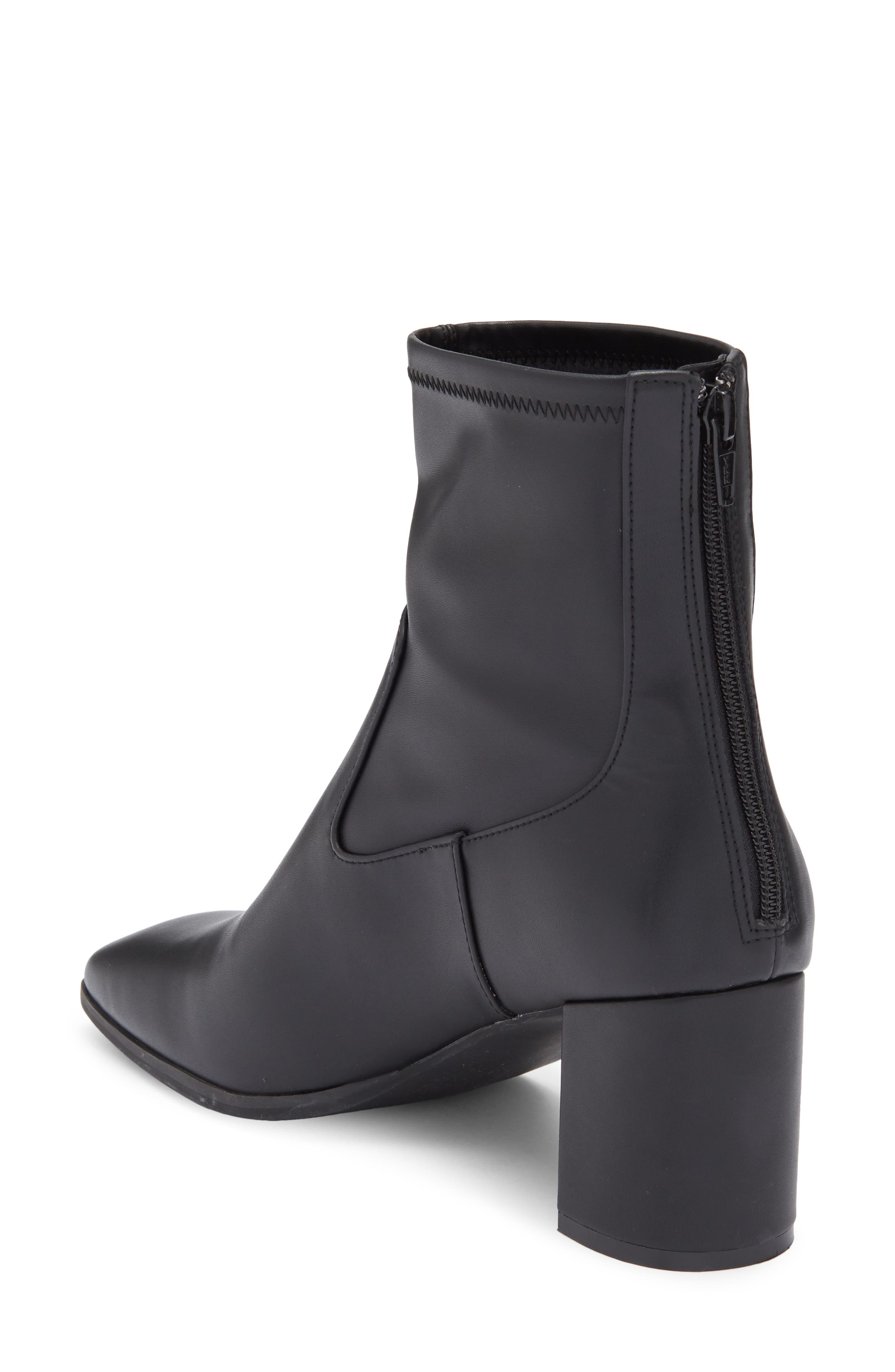 NORDSTROM RACK Tatum Bootie, Alternate, color, Black