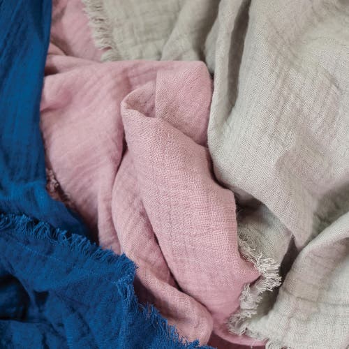 Elisabeth York 50" X 70" Feather Gauze Throw Collection In Gray