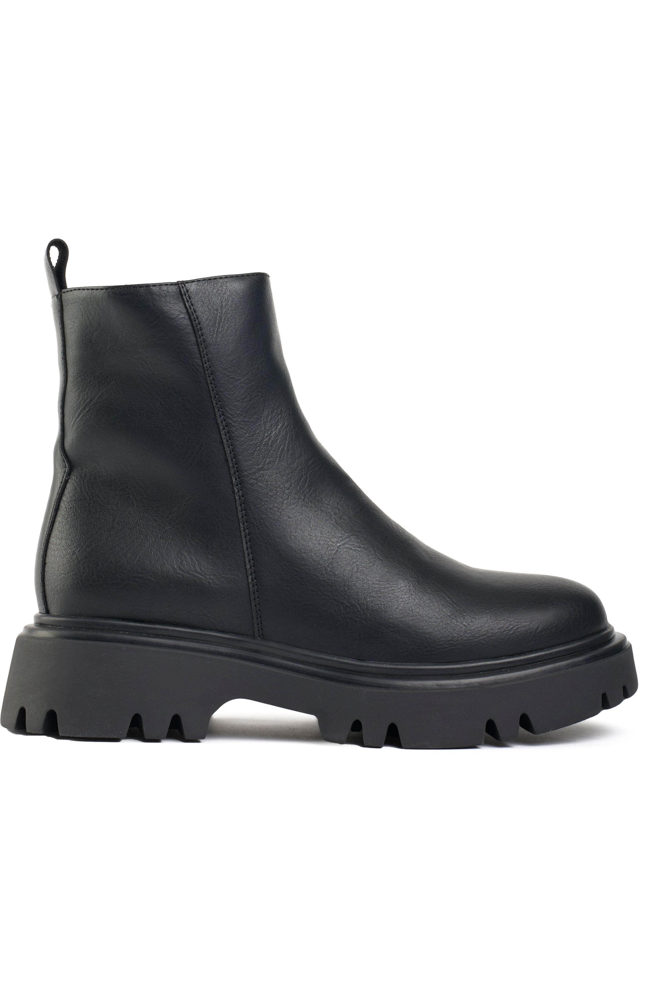 V.GAN LONDON Cameo Ankle Boots, Main, color, Black