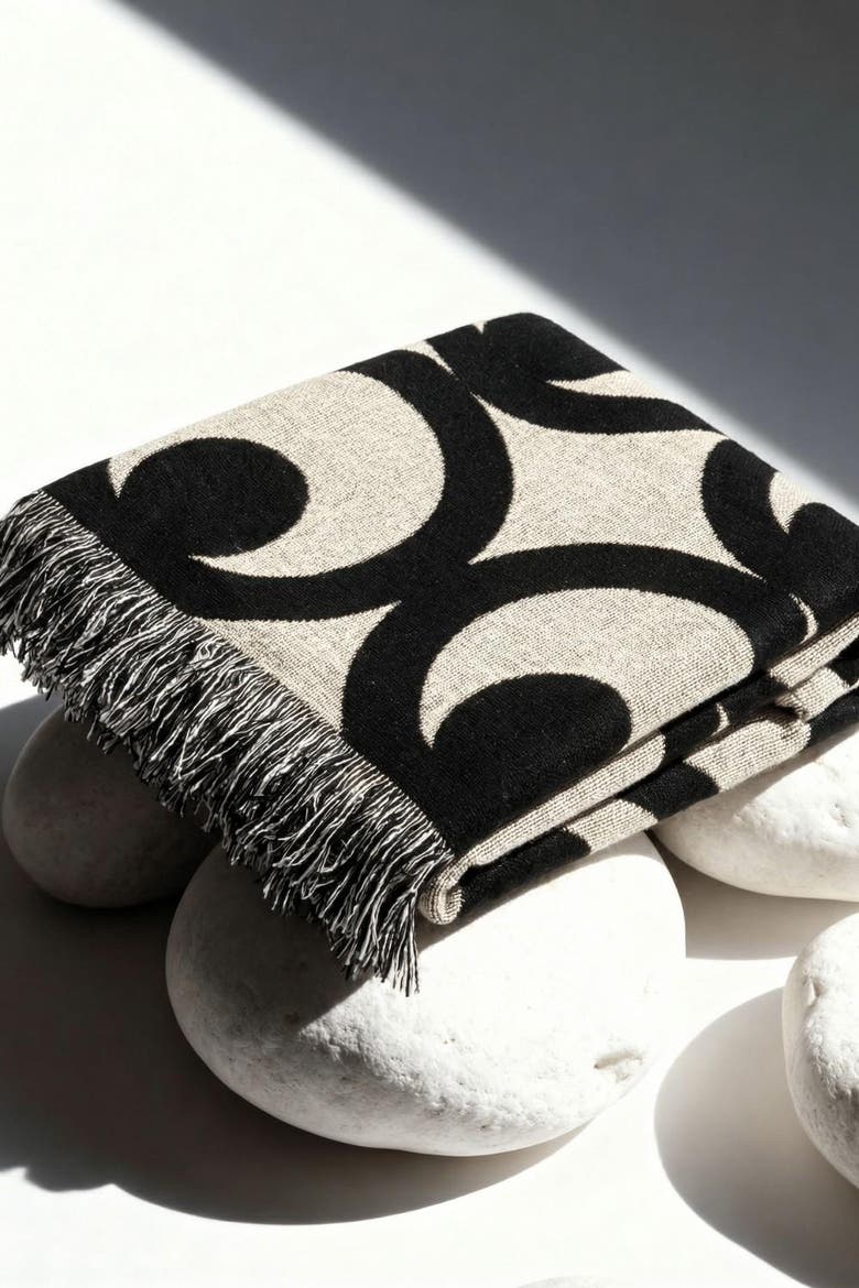 Mate Masie Cotton Knit Blanket, Alternate, color, Black And White