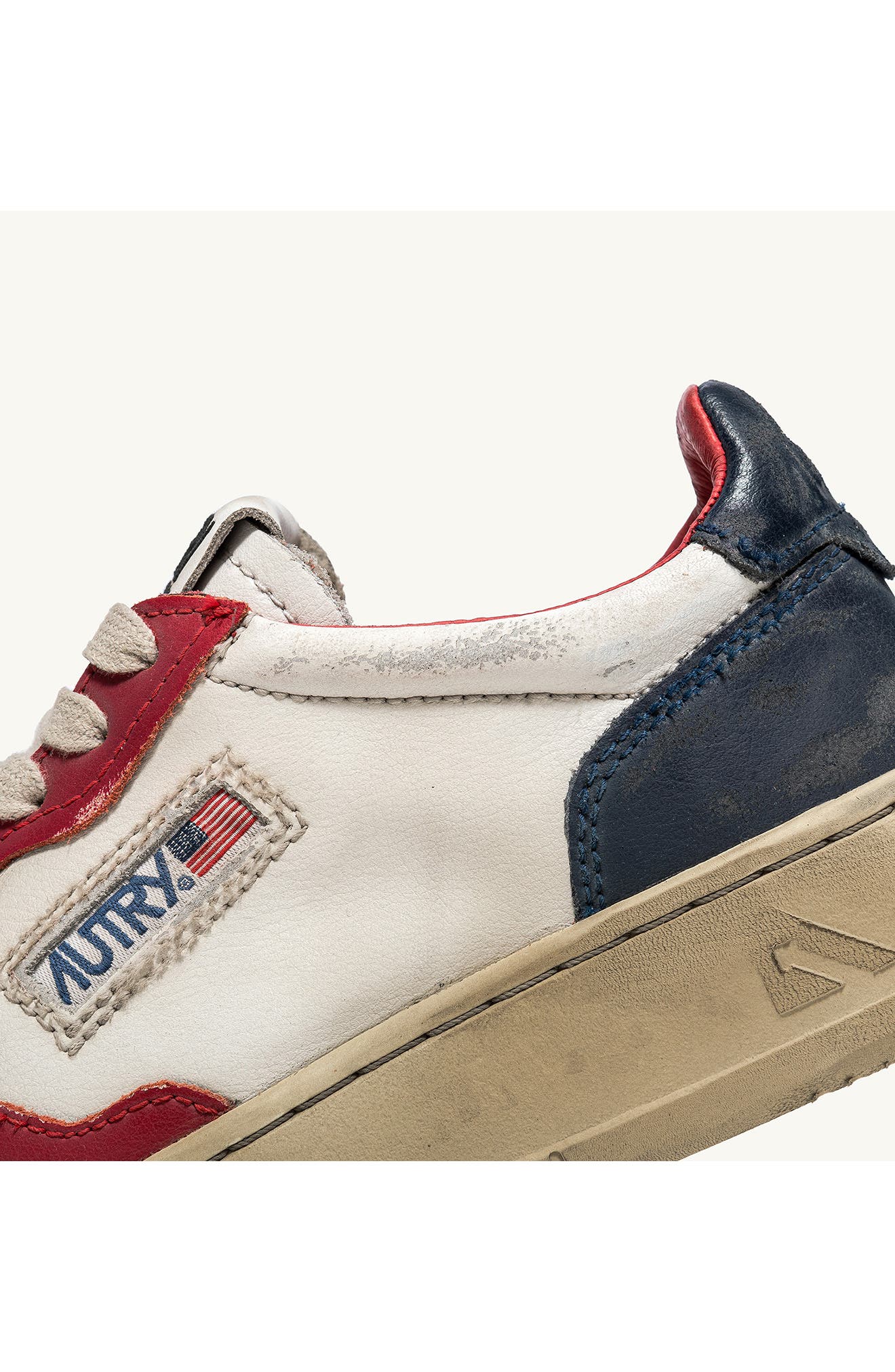 AUTRY Super Vint Low Top Sneaker, Alternate, color, 