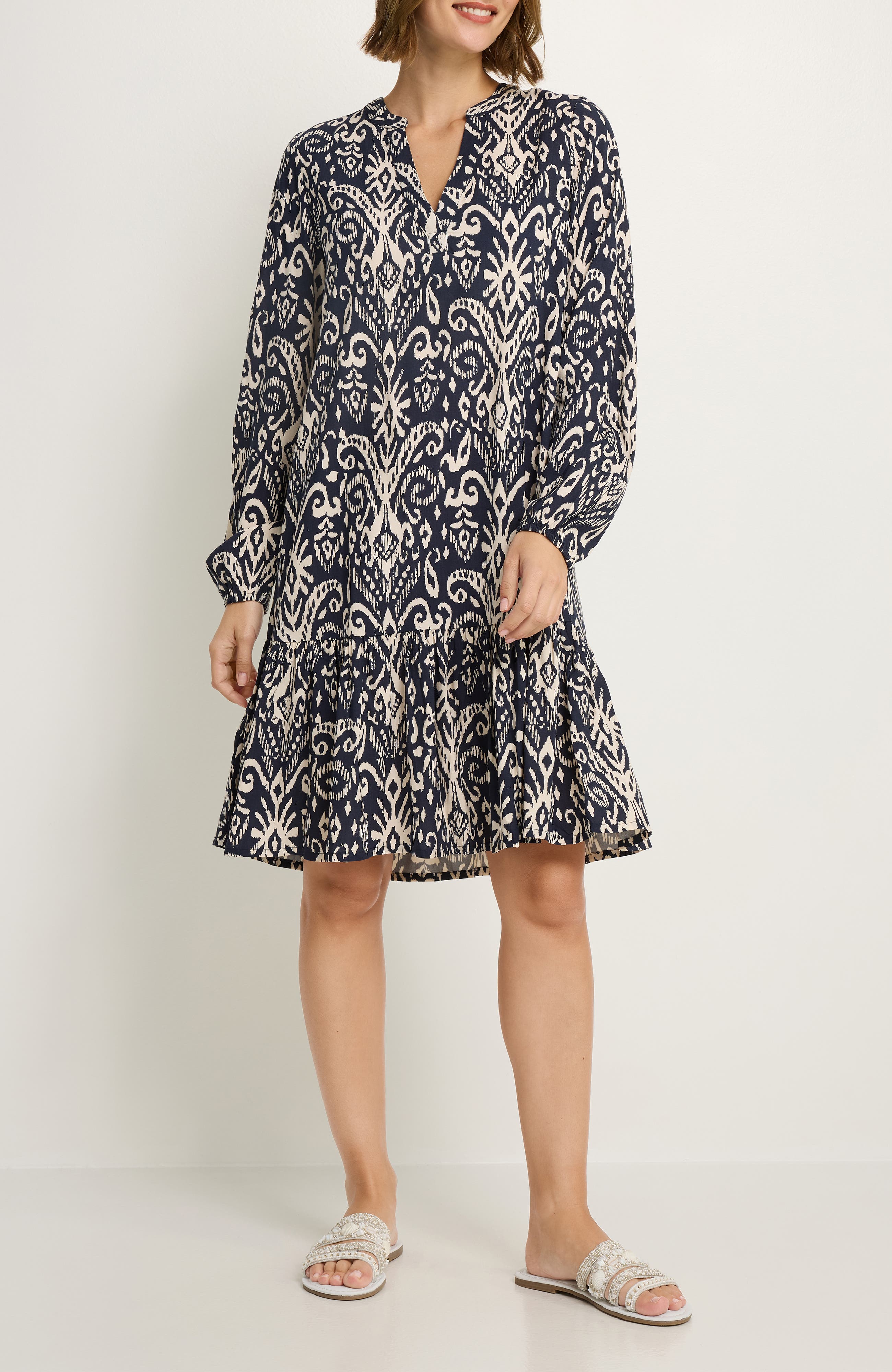 selected Navy Beige