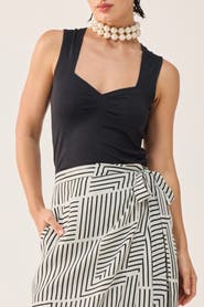 Reistor Sweetheart Neck Top