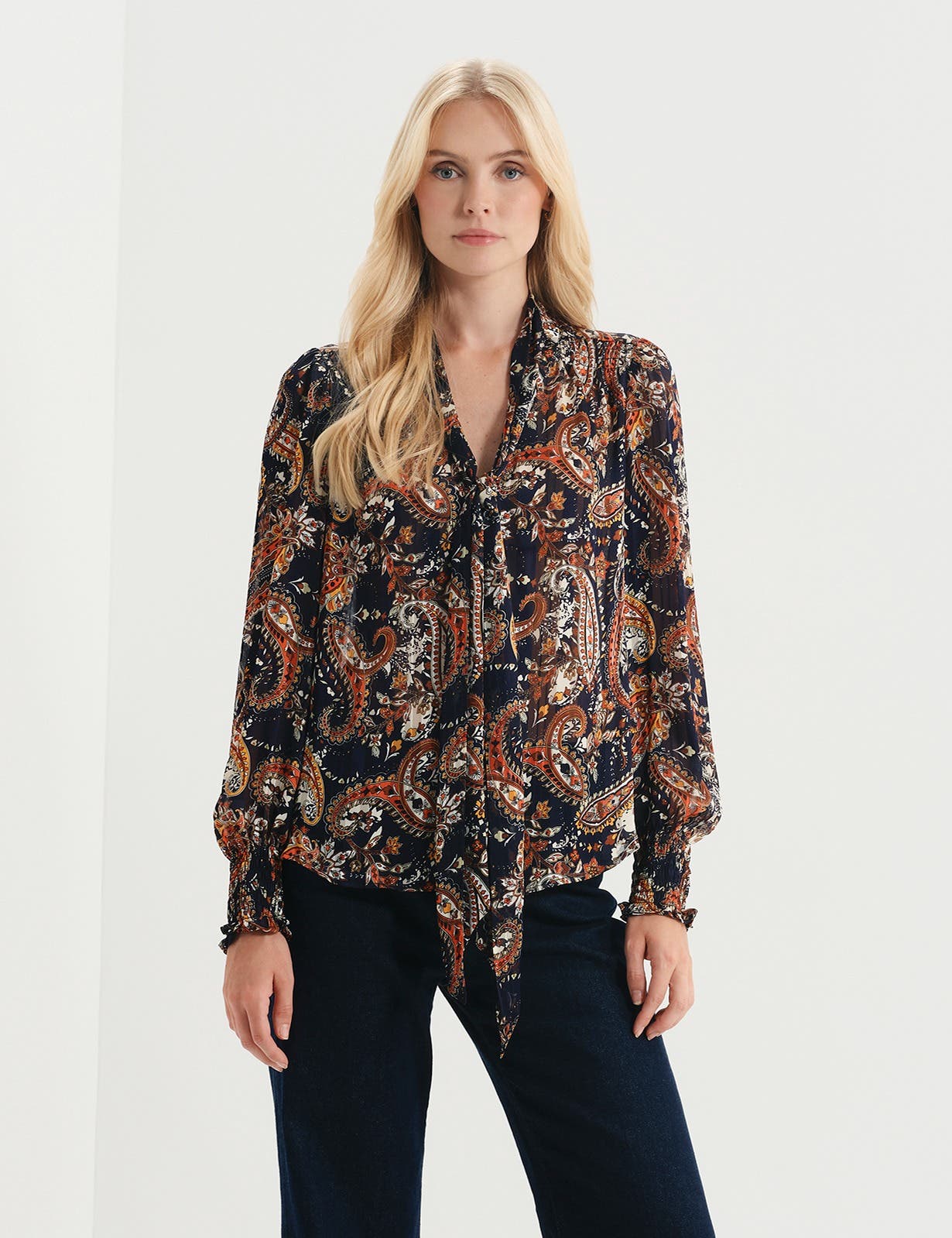 selected Navy Paisley