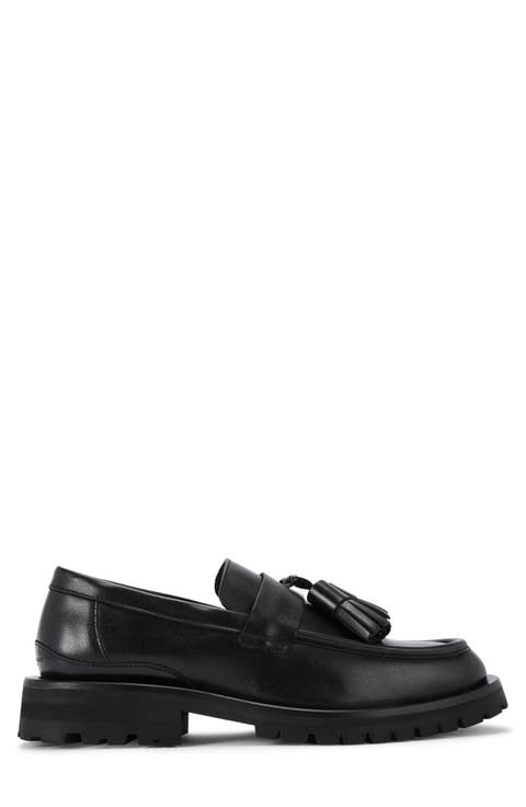 Hayes Tassel Loafer (Men)