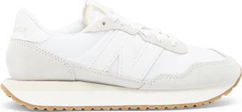 237 Sneaker