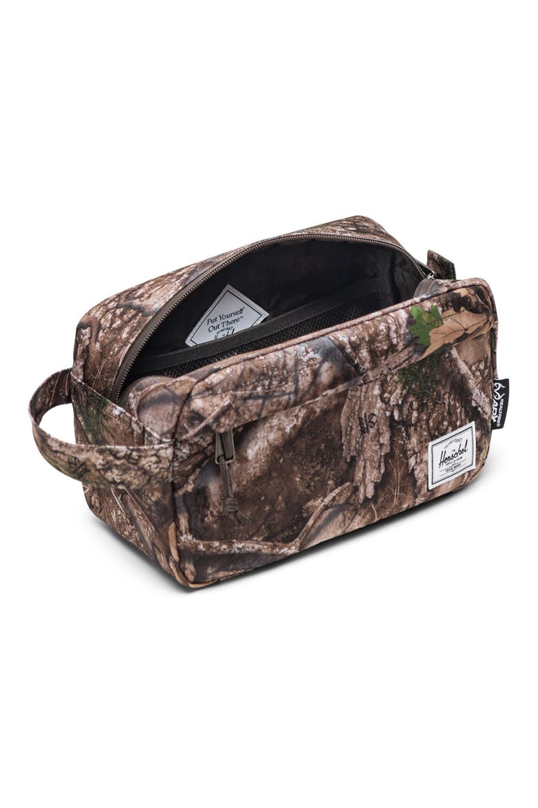 x Realtree® Chapter Travel Kit, Alternate, color, REALTREE APX CAMO