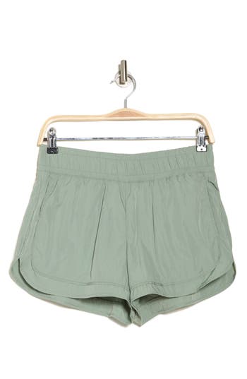 Yogalicious Radiant On Track Running Shorts