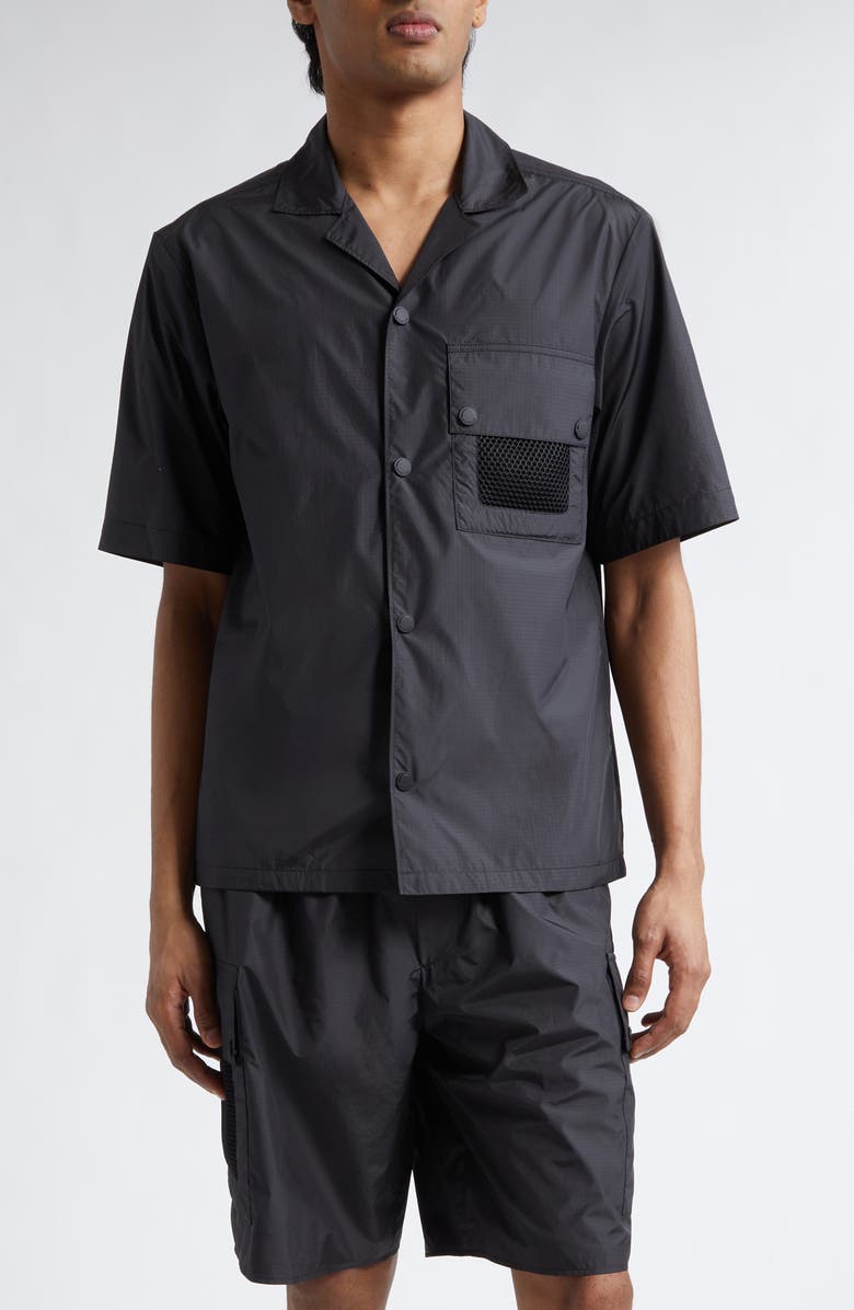Moncler Mesh Pocket Short Sleeve Ripstop Snap Shirt, Main, color, Black