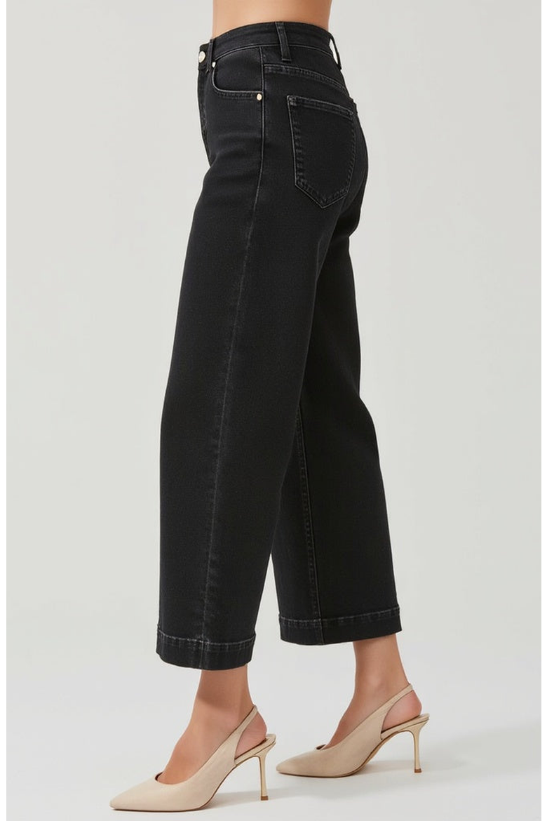 High Waist Wide-Leg Cropped Jeans with Clean Hem, Alternate, color, Black