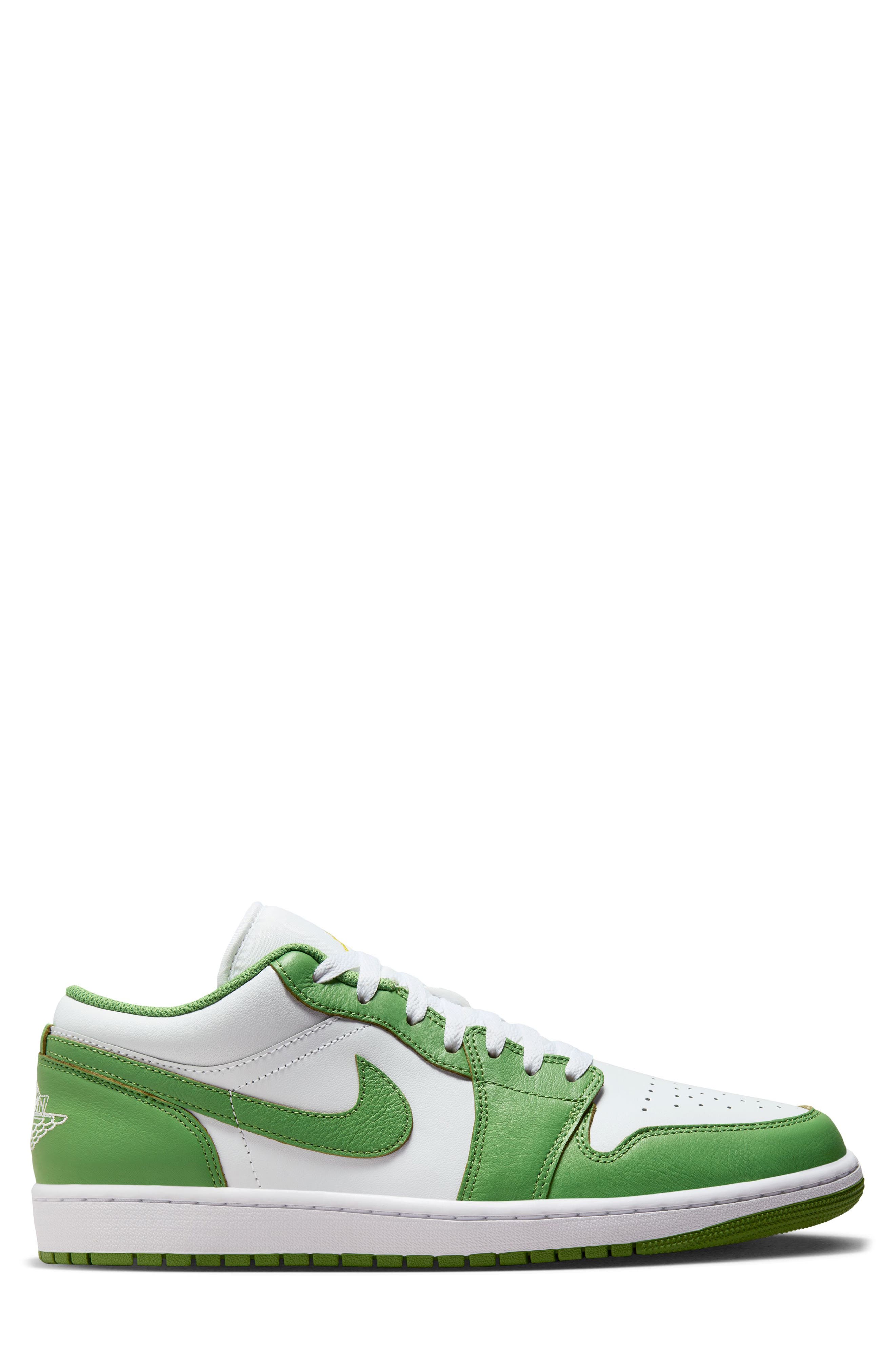 Jordan Air Jordan 1 Low SE Basketball Sneaker, Alternate, color, 