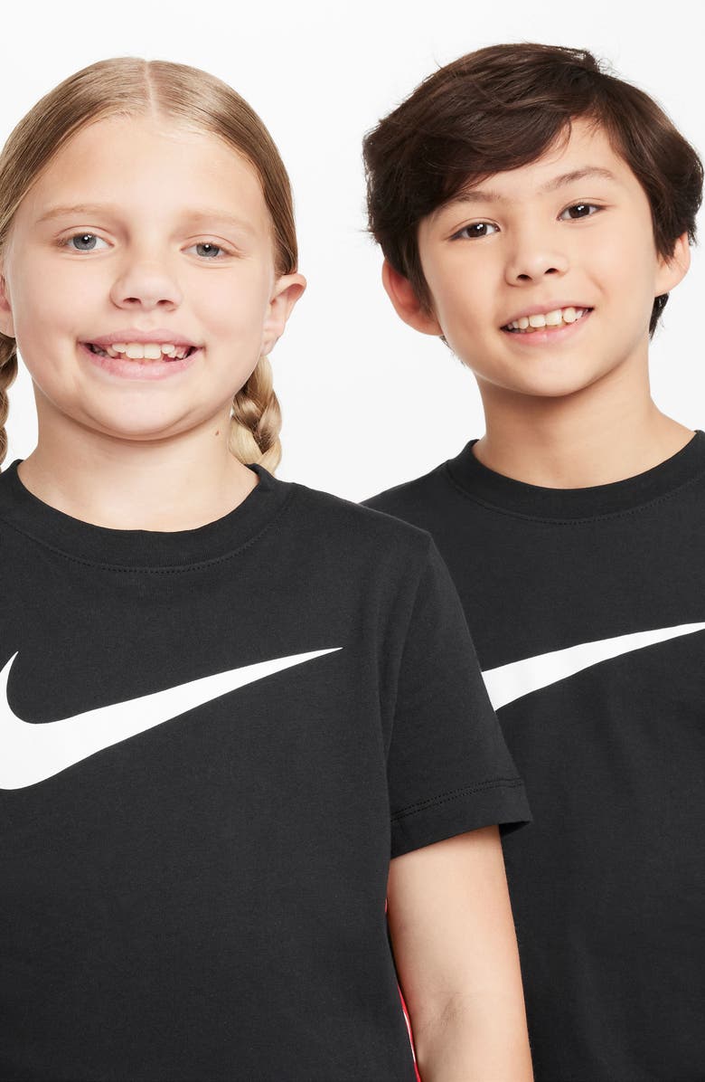 Nike Kids' Sportswear Club Logo T-Shirt, Alternate, color, 010 Black