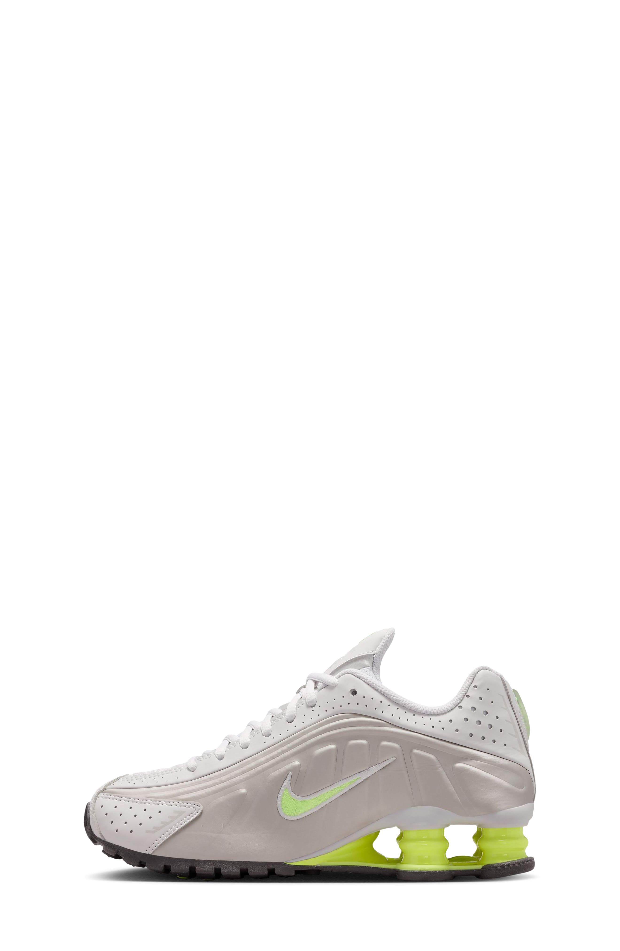 Nike Shox R4 Sneaker, Alternate, color, Grey/ Volt/ Grey/ Ash