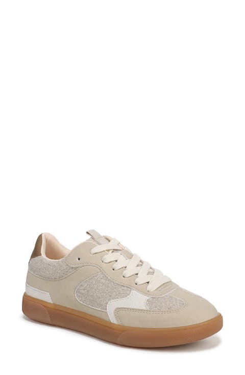 Tastic Low Top Sneaker (Women)