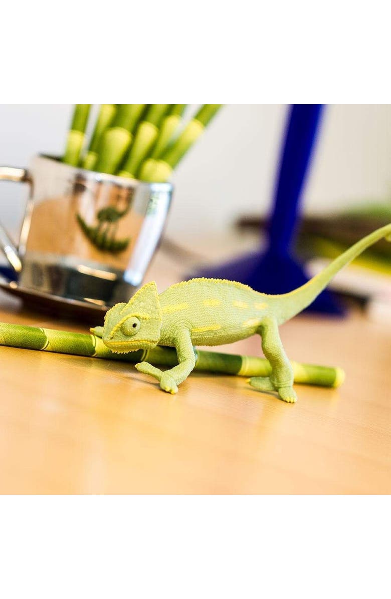 Safari Ltd. Veiled Chameleon Baby Toy, Alternate, color, NO COLOR