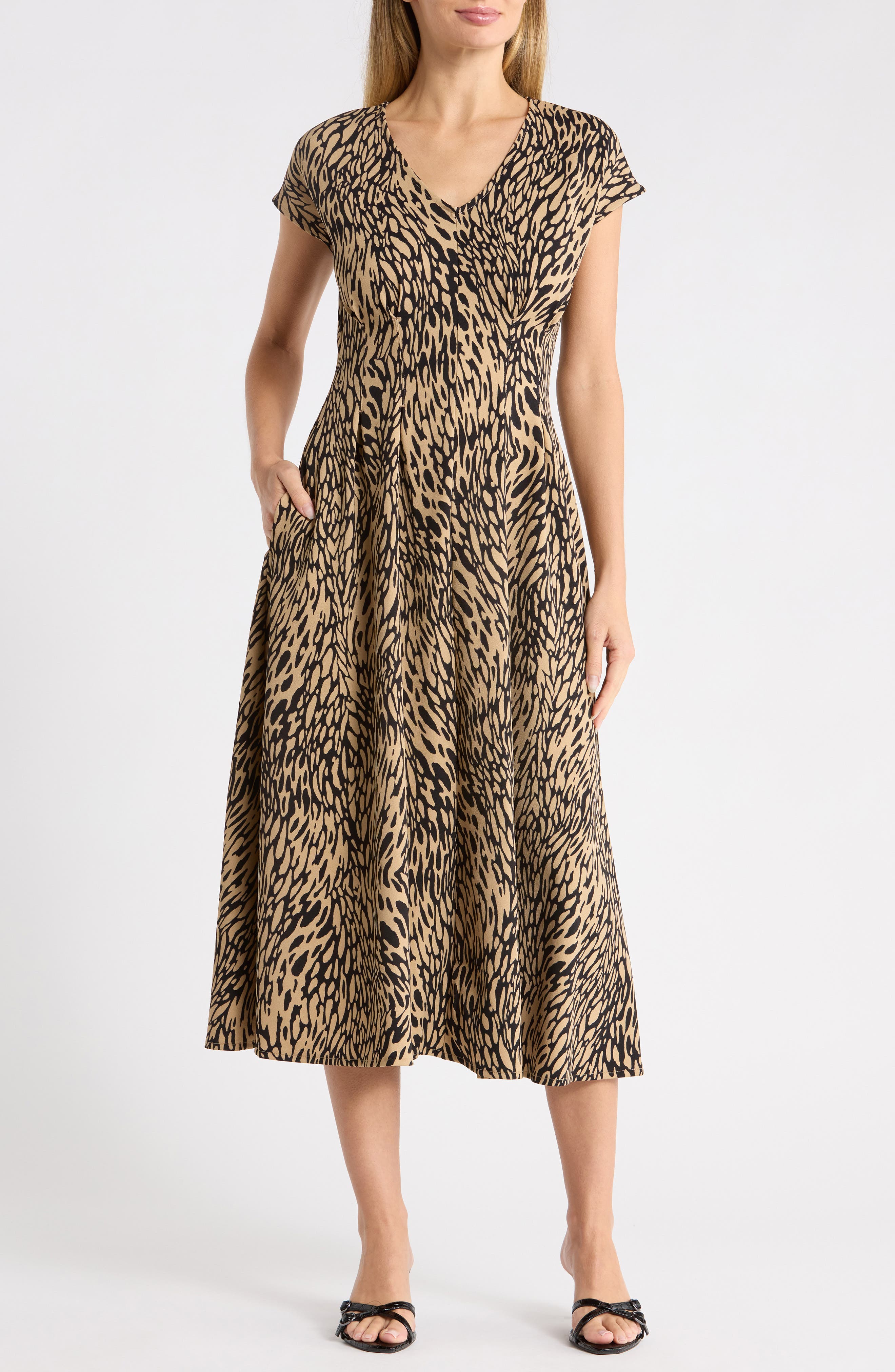 BLACK- TAN SWIRL DOT