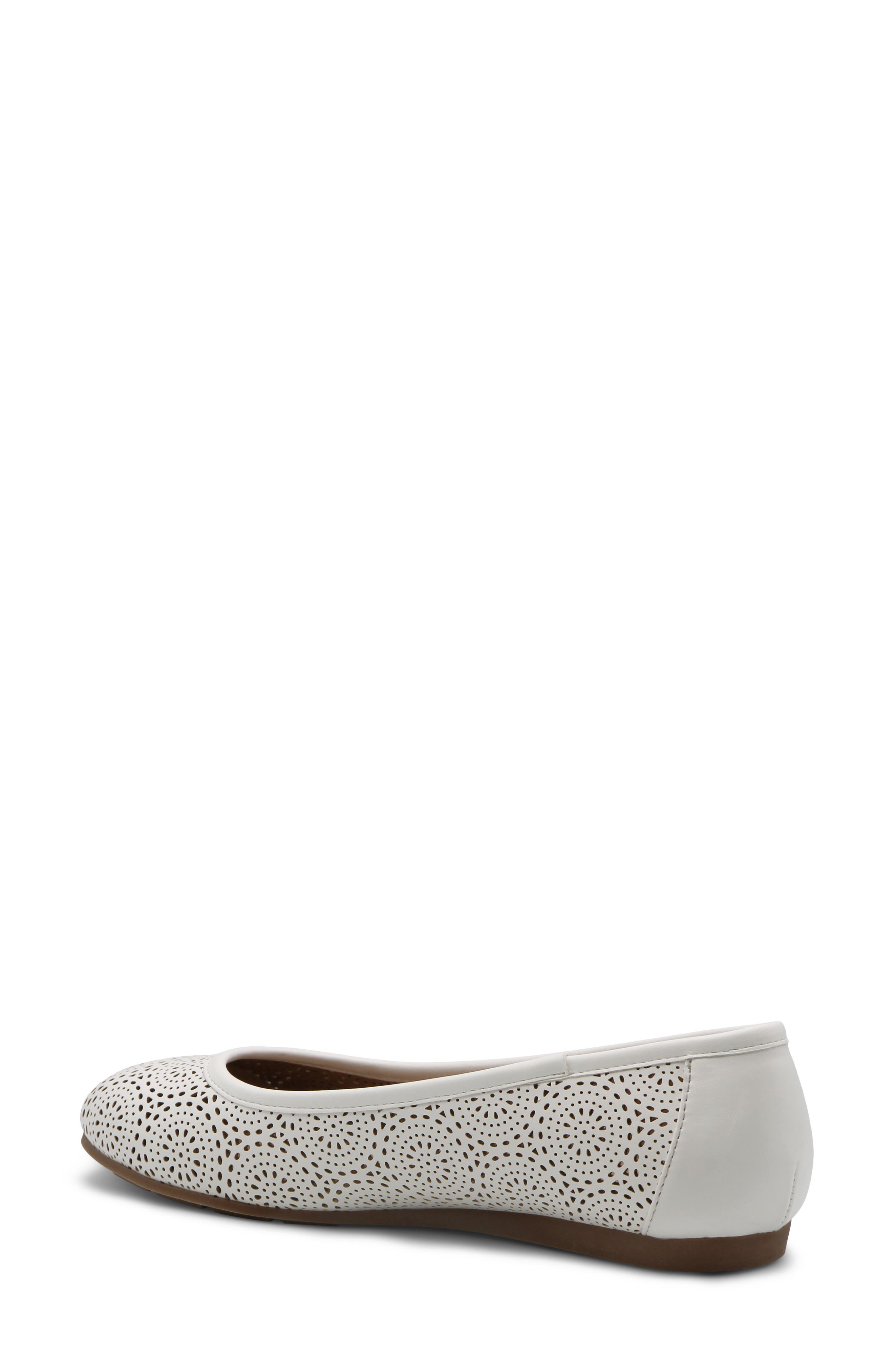 Cluke Faux Leather Flat, Alternate, color, WHITE