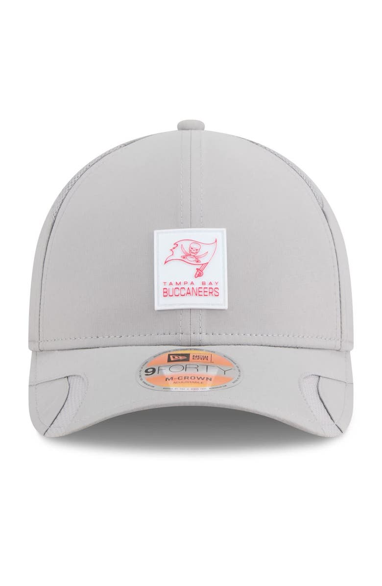 New Era Men's New Era Gray Tampa Bay Buccaneers 2025 Sideline  M-Crown 9FORTY Adjustable Hat, Alternate, color, 