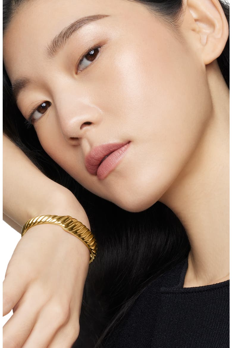 Sculpted Cable Contour Cuff Bracelet in 18K Gold, 13mm, Alternate, color, 18K YELLOW GOLD