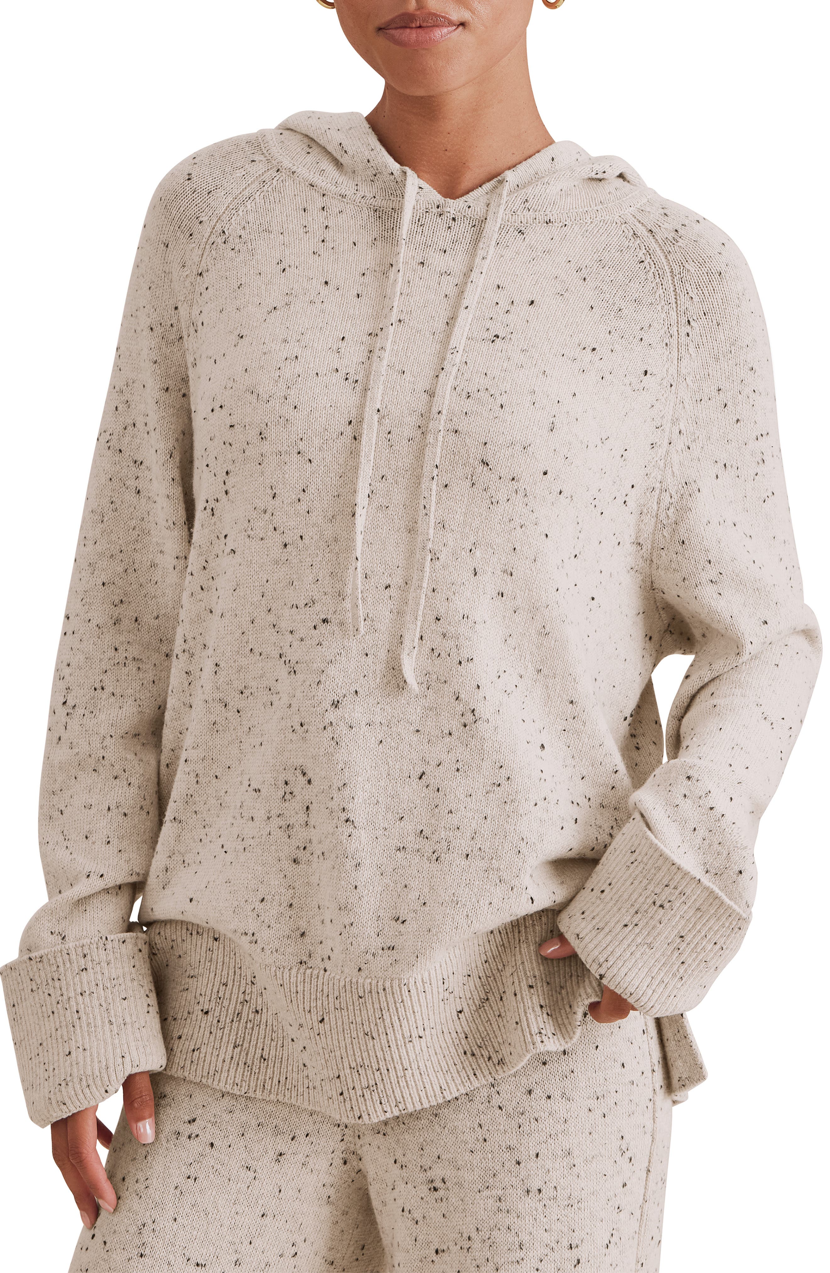 selected PALE OAK BEIGE HEATHER