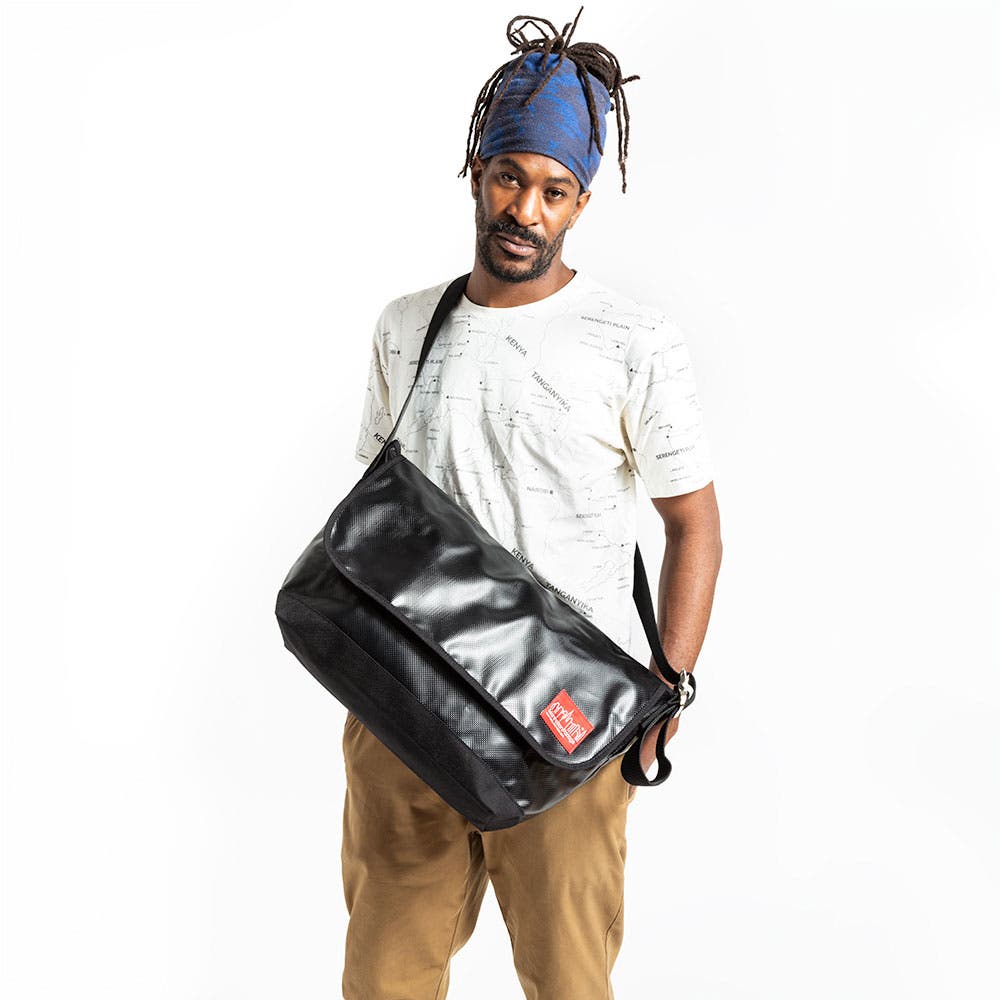 Vinyl Vintage Messenger Bag, Alternate, color, Black