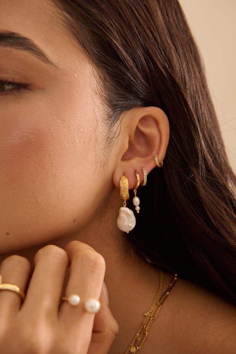 Cosmic Love Medium Earring With Pearl, Alternate, color, Yellow Gold