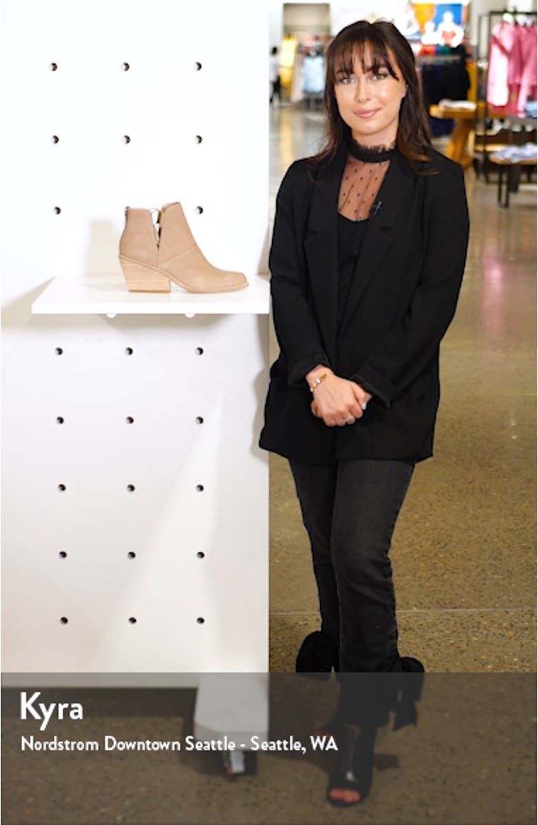 Tote Bootie, sales video thumbnail