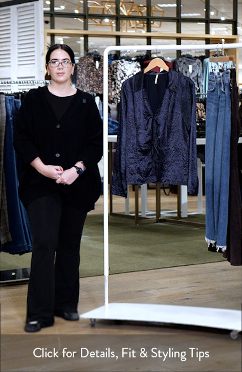 Star Eyes Crinkle Satin Top, sales video thumbnail