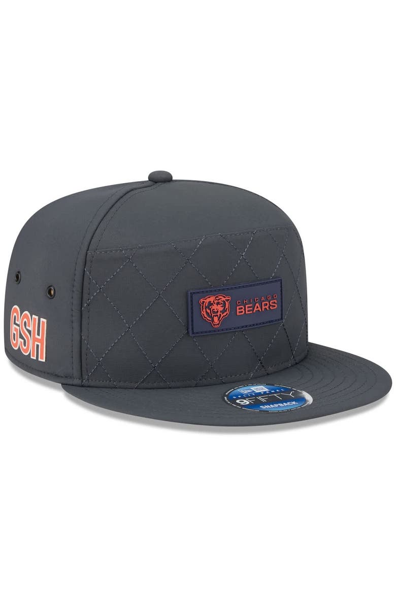 New Era Men's New Era Charcoal Chicago Bears 2025 Sideline Cold Weather Split Panel 9FIFTY Snapback Hat, Alternate, color, Charcoal