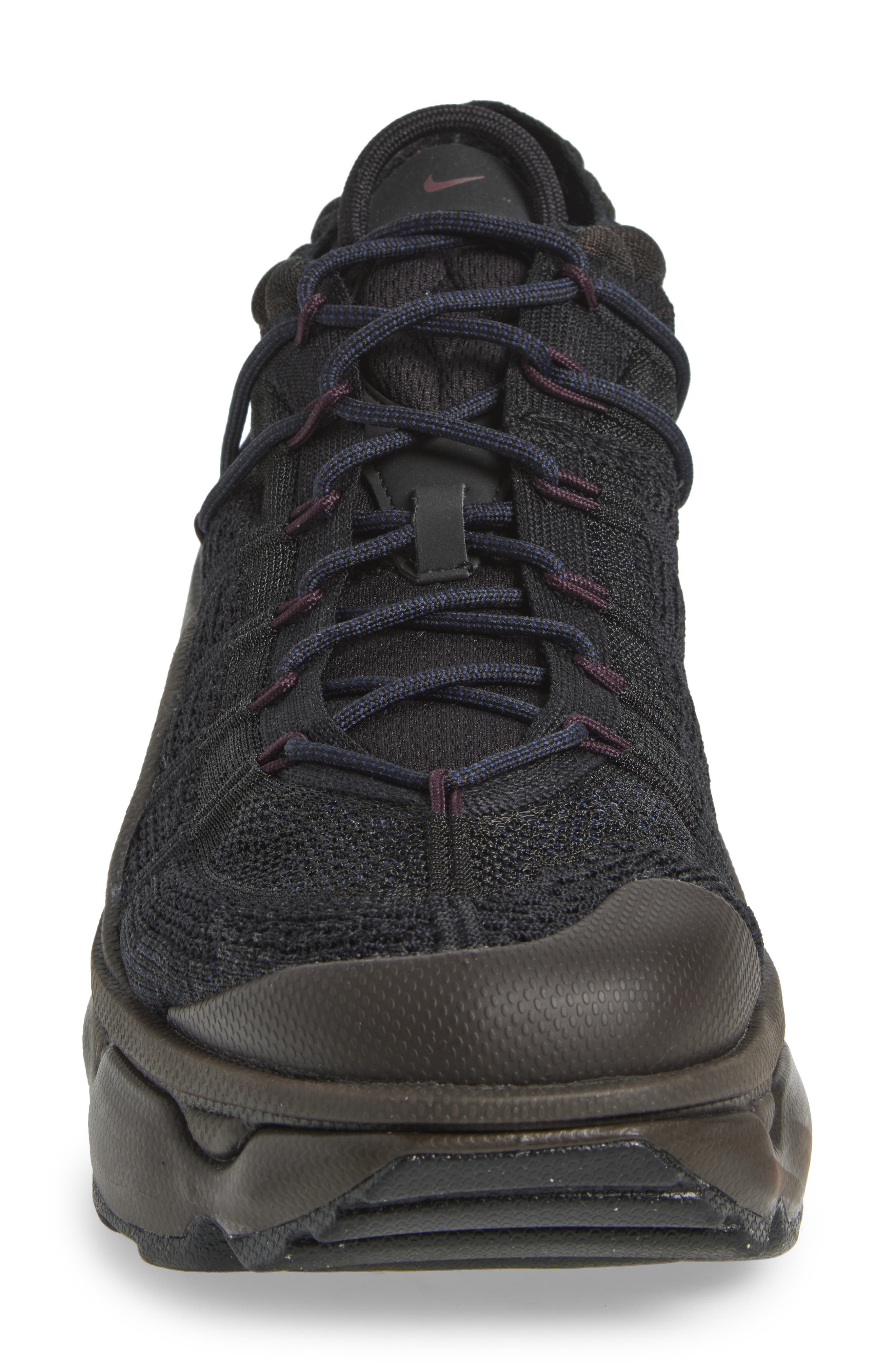 Nike Air Max Flyknit Venture Sneaker, Alternate, color, 