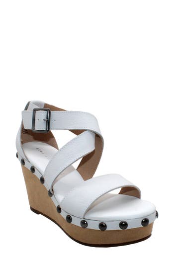Volatile Zitola Platform Wedge Sandal In White
