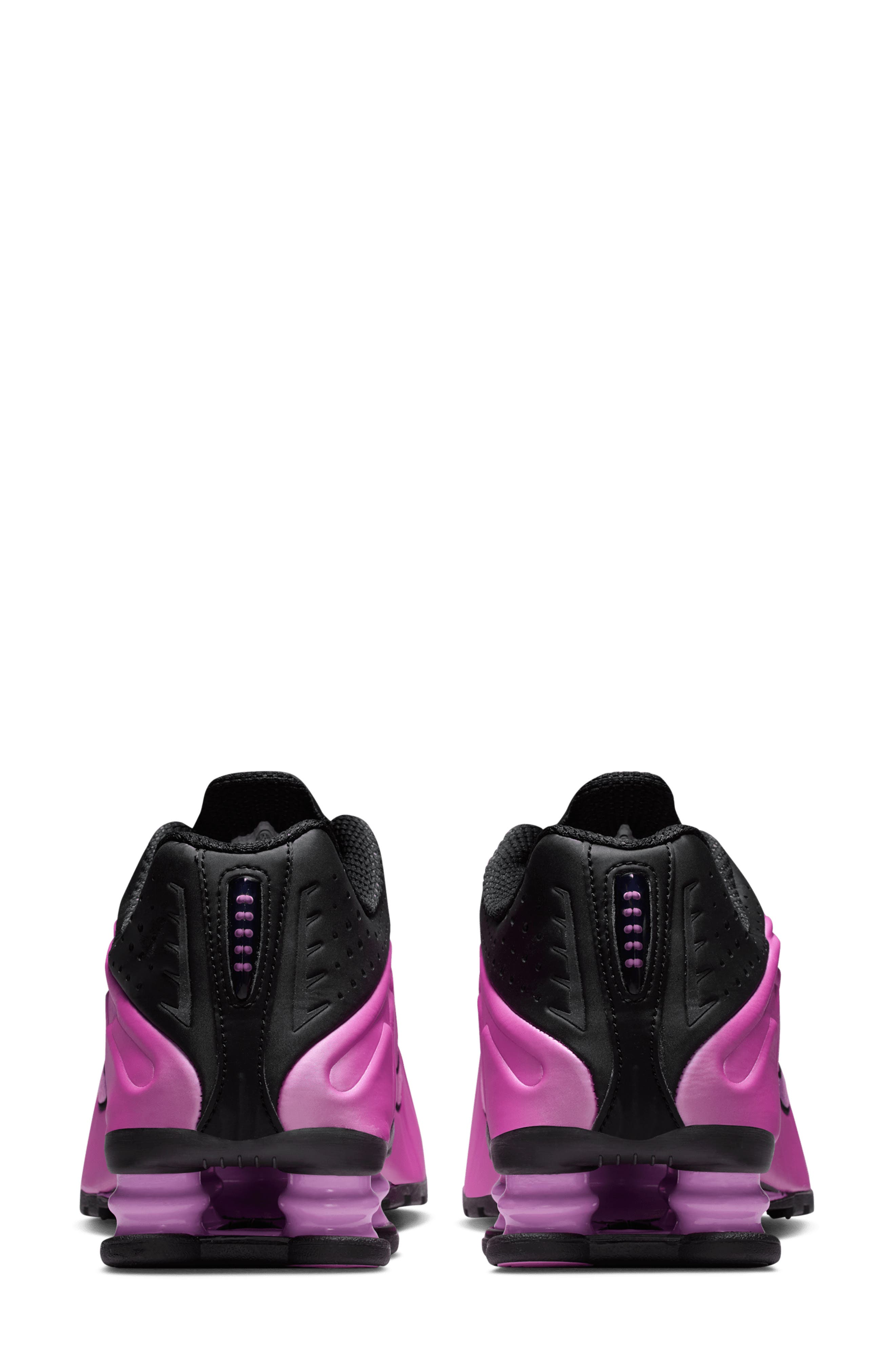 Shox R4 Sneaker, Alternate, color, BLACK/ BLACK/ LIGHT MAGENTA