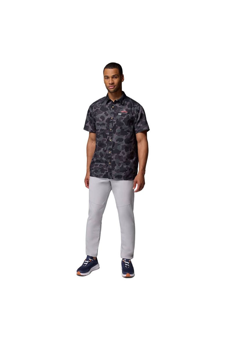Men's Columbia Black Georgia Bulldogs Super Slack Tide Omni-Wick Button-Up Shirt, Alternate, color, Black