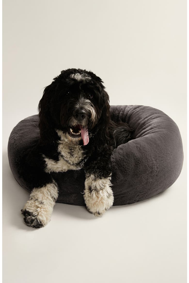 Faux Fur Pet Bed, Alternate, color, CHARCOAL CHARLIE