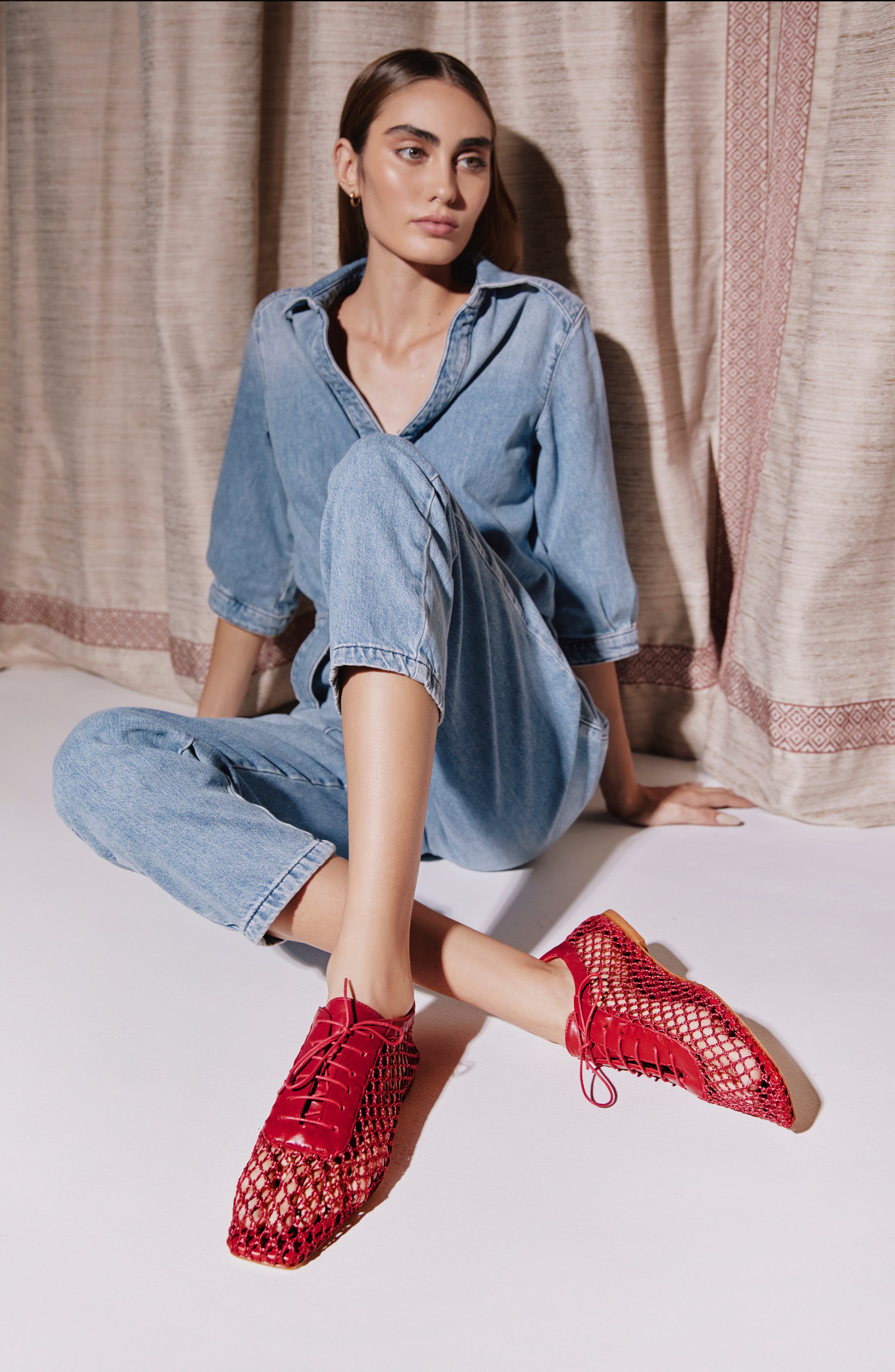 Antonia Mesh Flat, Alternate, color, red