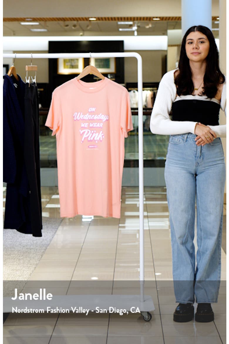 Retro Graphic Short Sleeve Sleep Shirt video