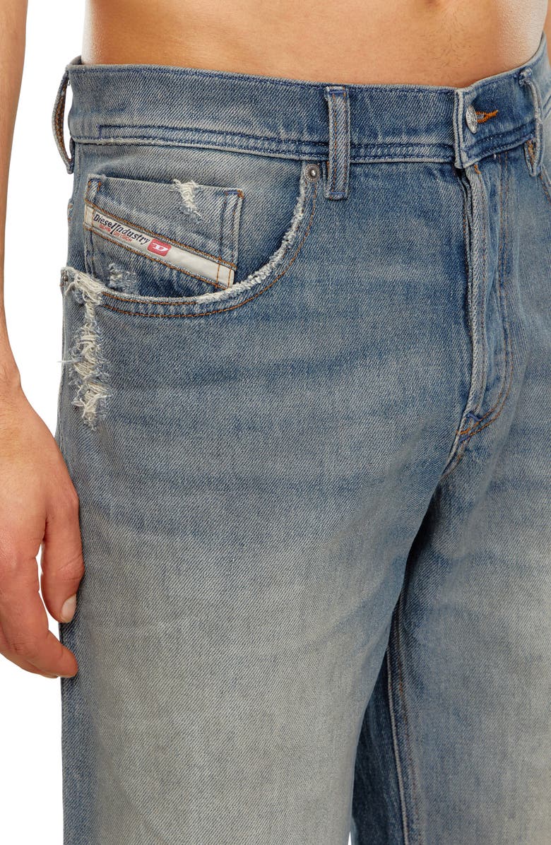 DIESEL<sup>®</sup> 2023 D-Finitive Tapered Leg Jeans, Alternate, color, 